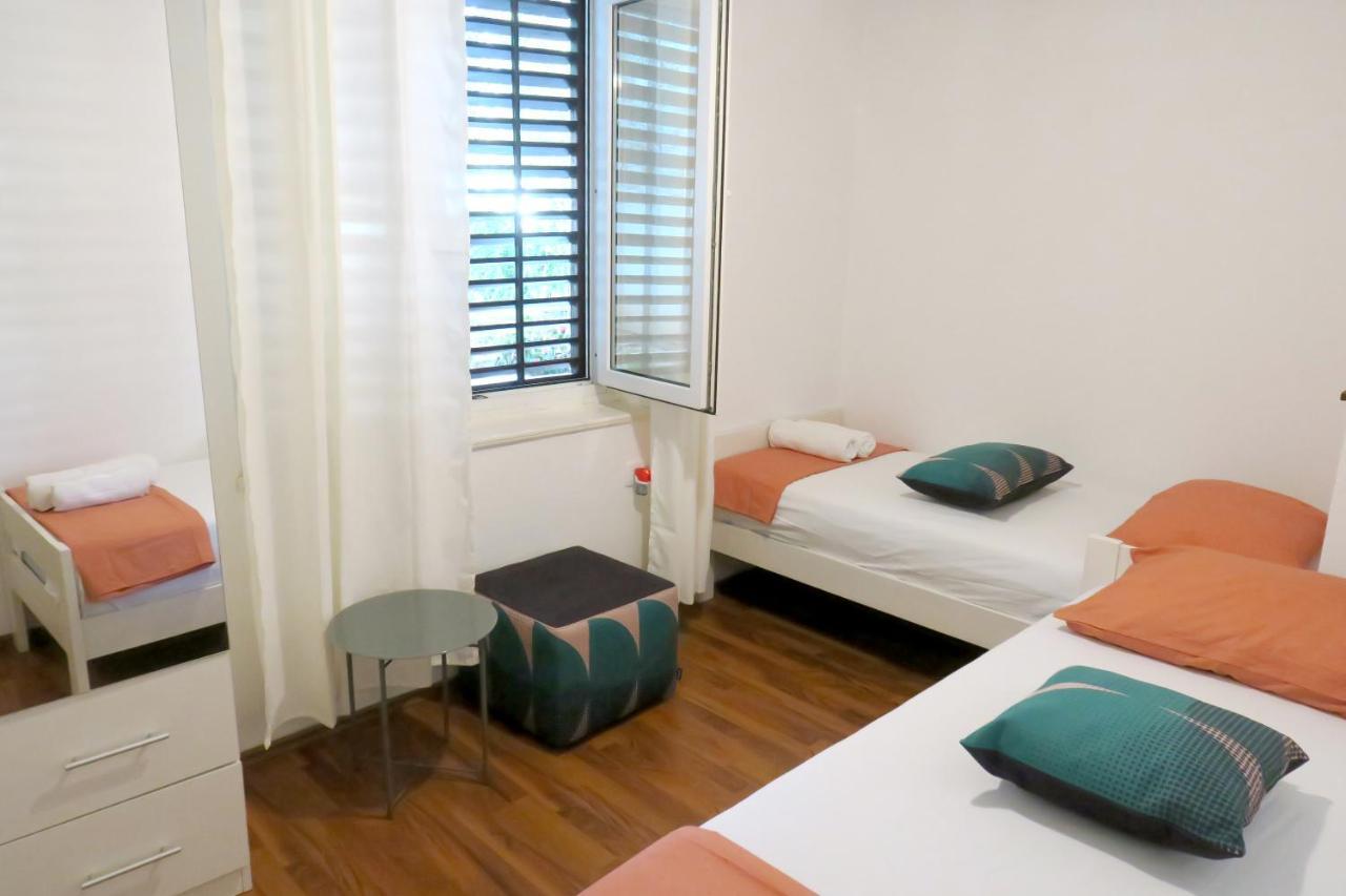 Elda Apartman Póla Kültér fotó